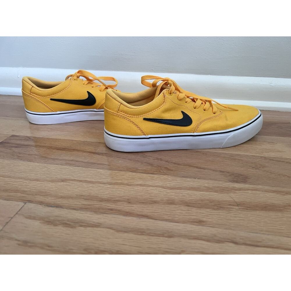 Mens Nike Chron SB 2 Canvas University Gold Sz 8.5